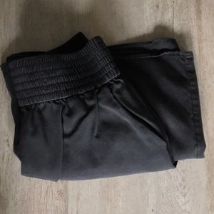 Aritzia wide leg pants